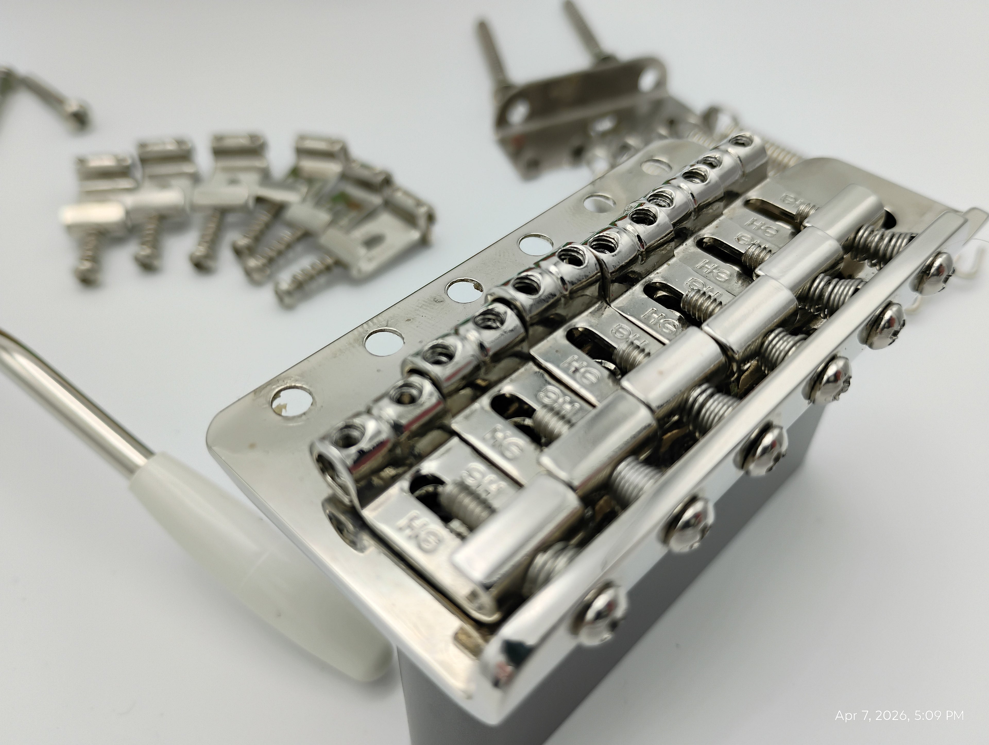 Aged Kluson Contemporary Tremolo